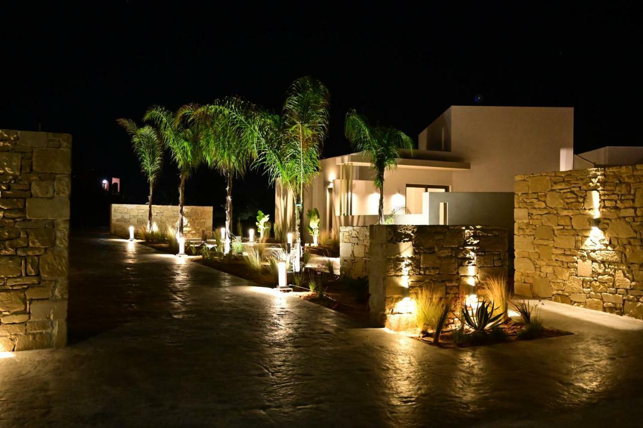 Kavos & Hotel de apartamente Stavrós